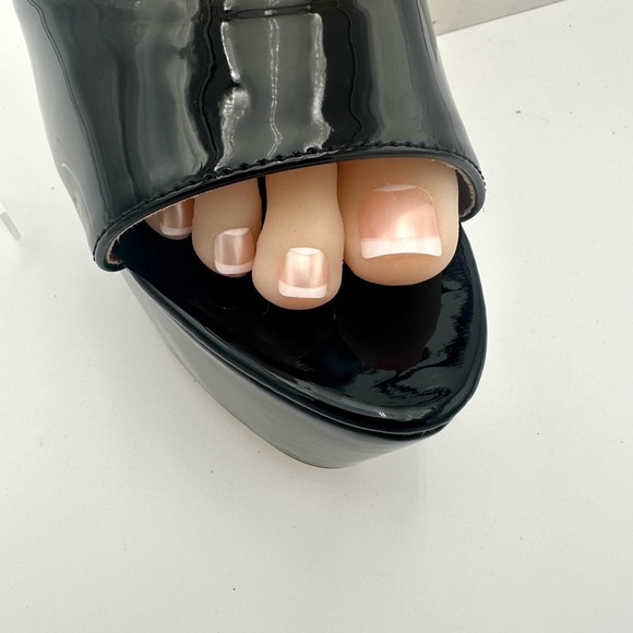 Hot as fire 7” Stiletto Platform peep toe ankle strap get a fire extinguisher - Picture 3 of 14